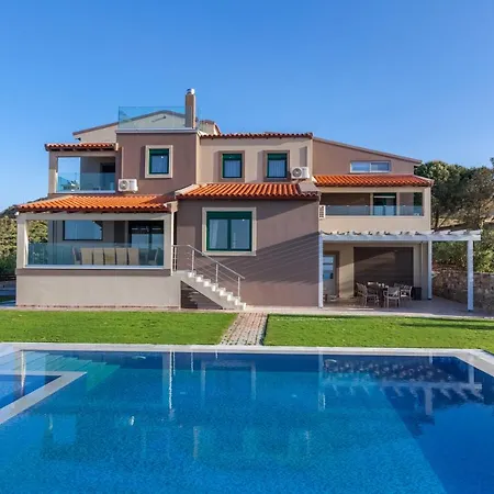Villa Ourania *